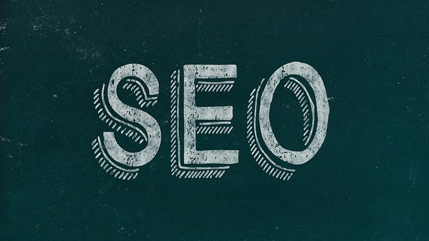 你應(yīng)該遵循的8個(gè)SEO新趨勢-瑩晨建站-m.119956.com